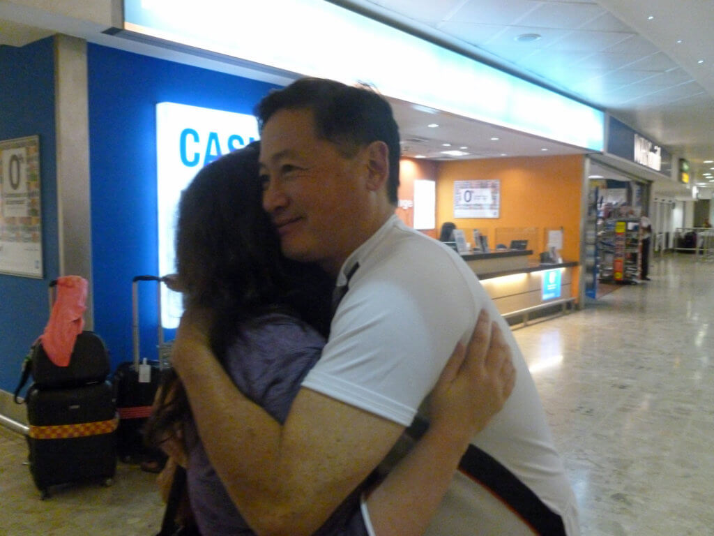 airport goodbyes in LDR