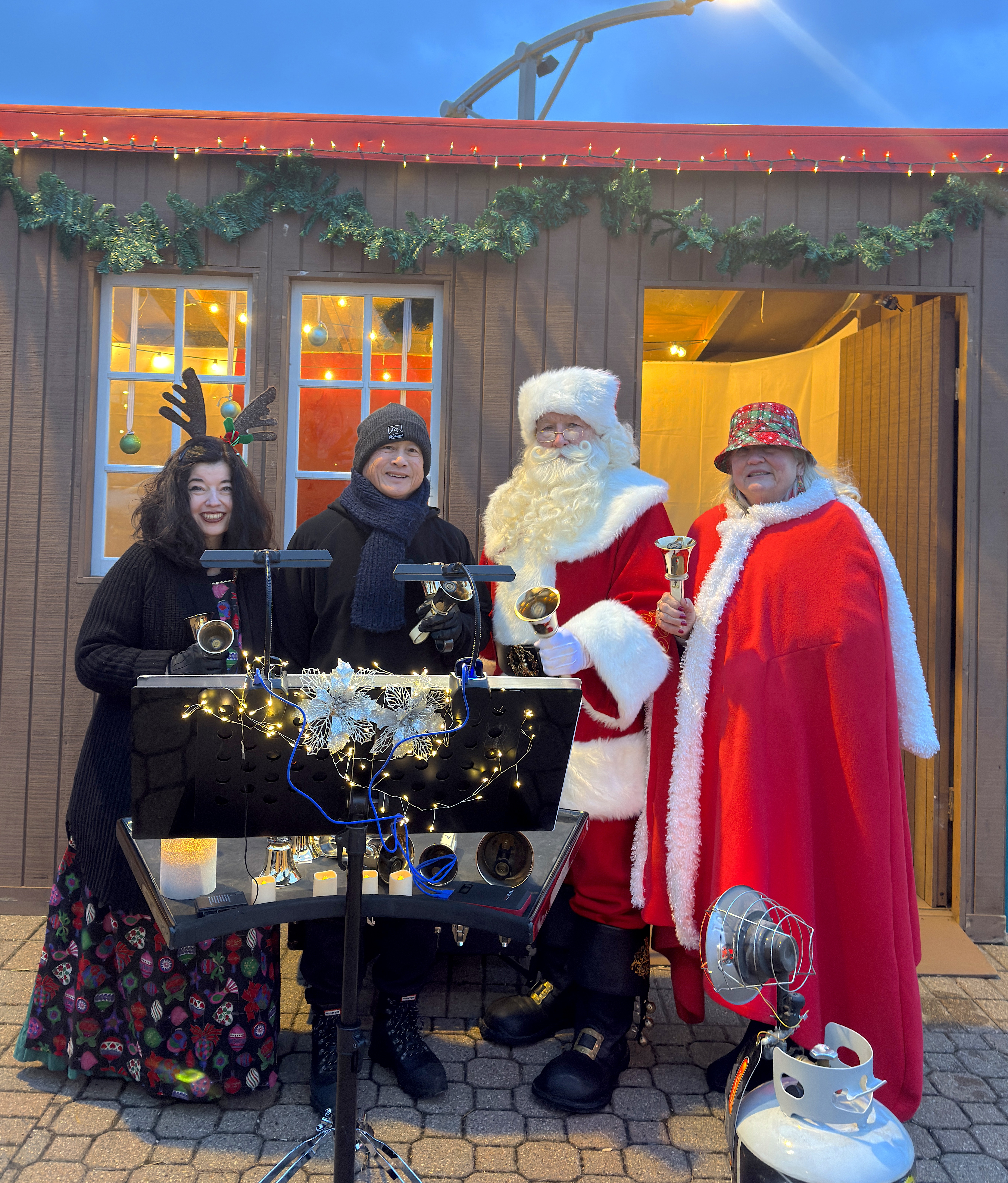Santa at Kerstmarkt in downtown Holland