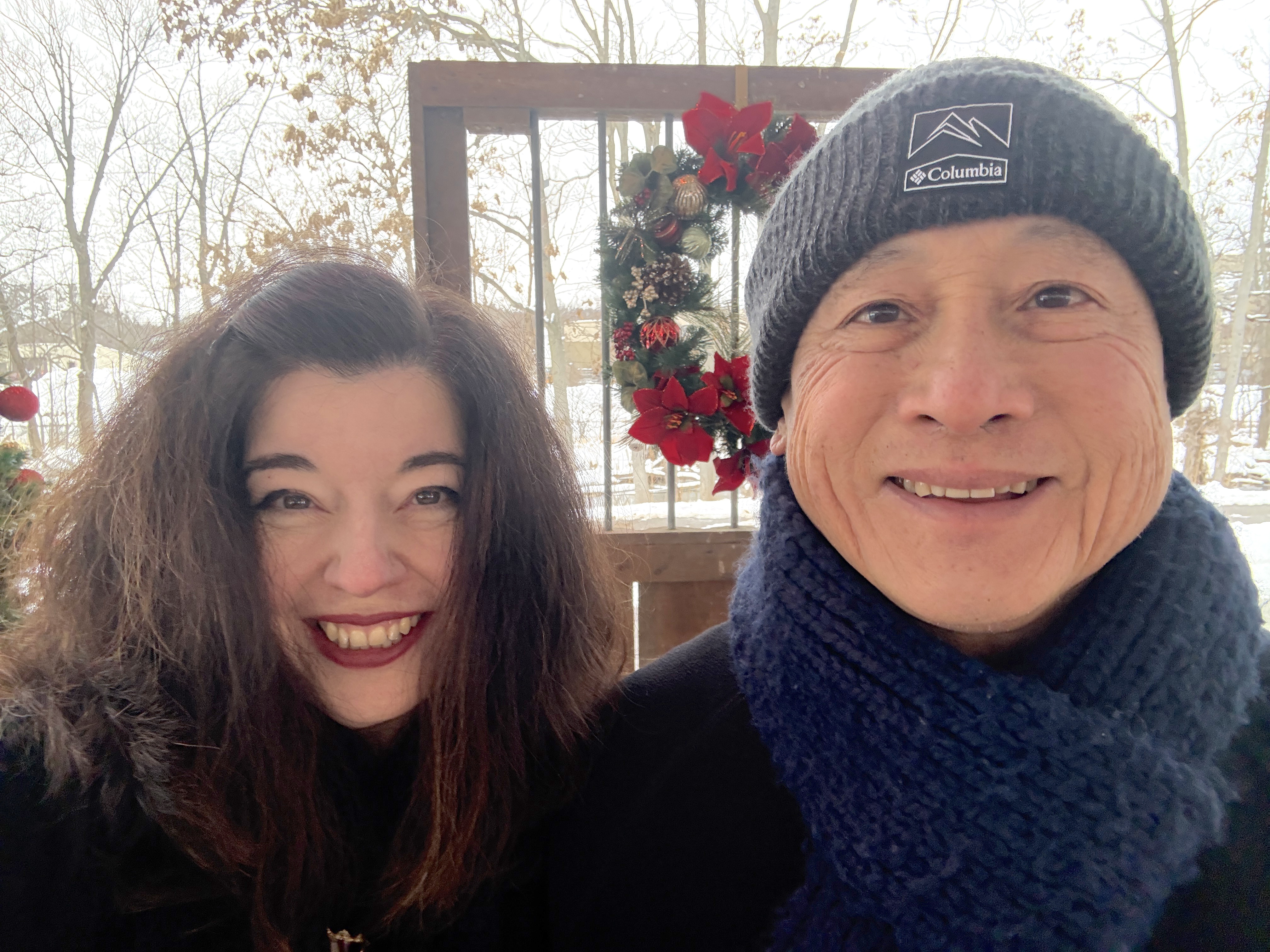 holiday entertainment Michigan handbell duo Larry and Carla